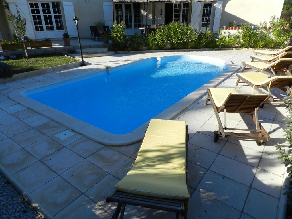 Les Broussous Bed and Breakfast Sauve Exteriör bild